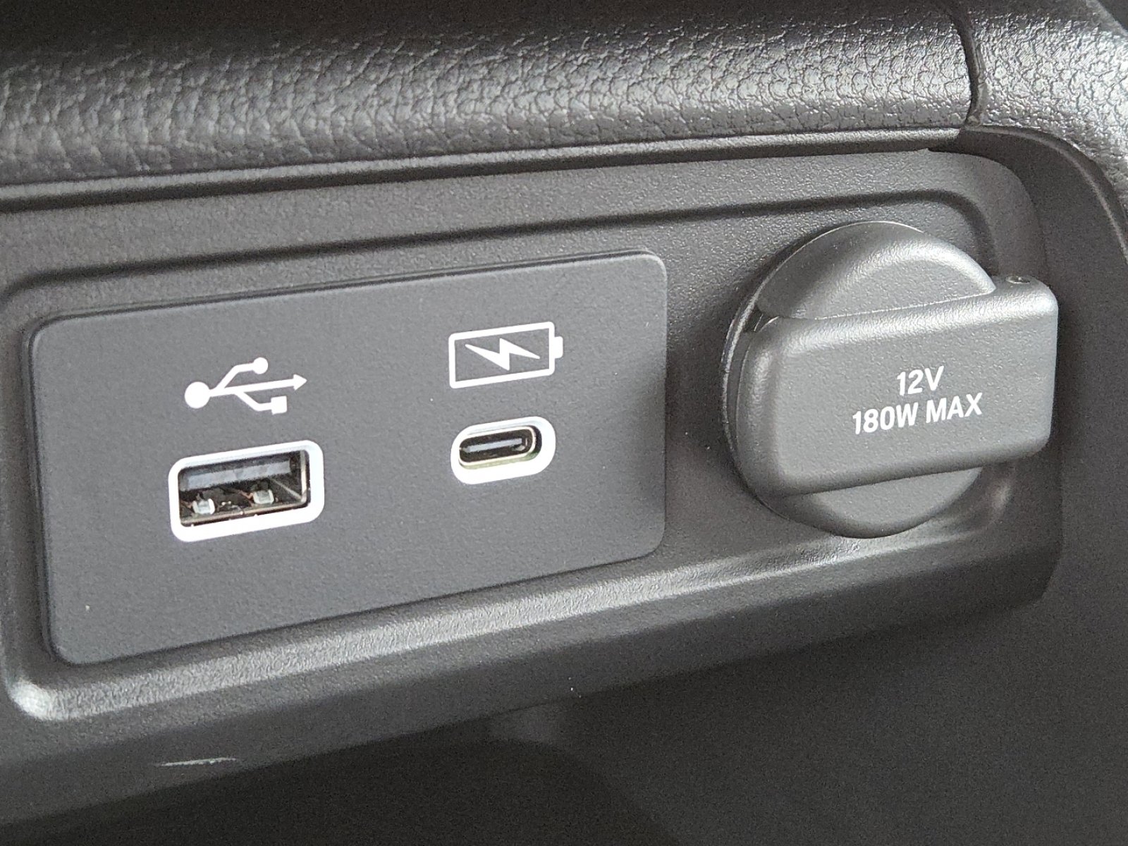 Used 2025 Honda Pilot EX-L image 31