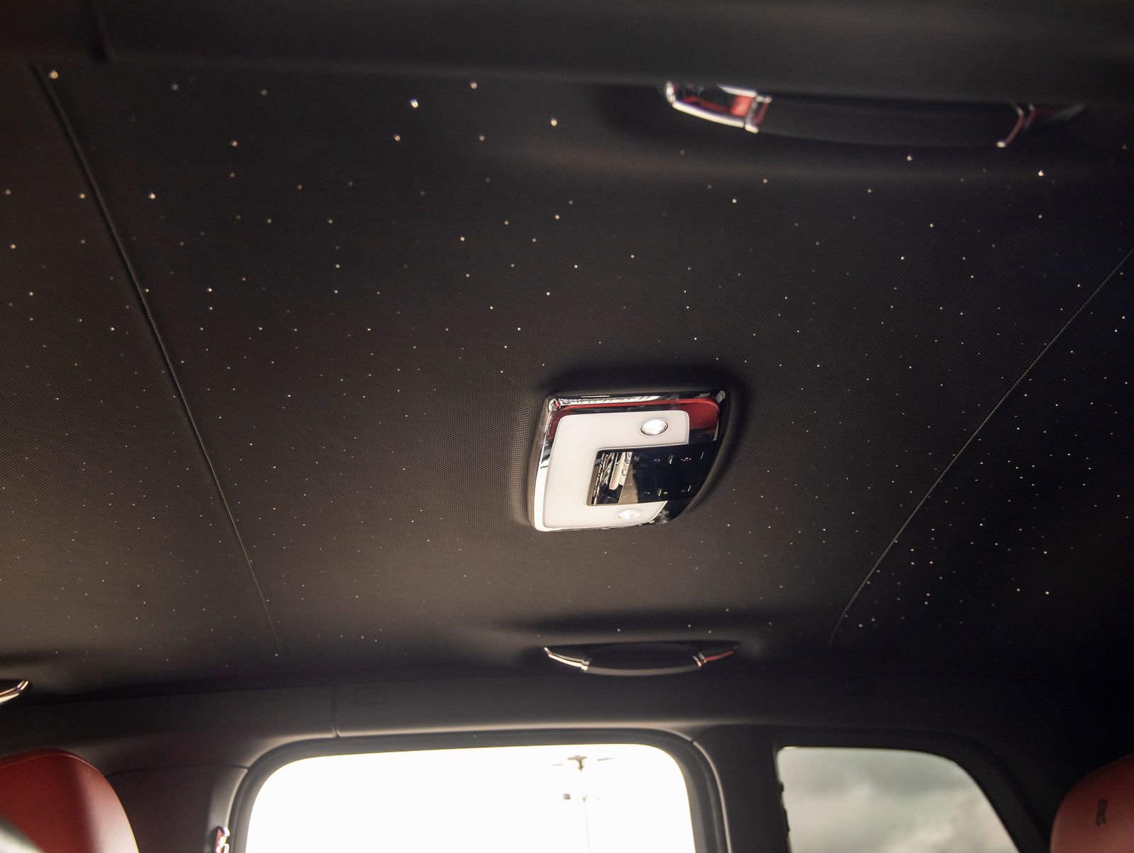 Certified 2021 Rolls-Royce Cullinan image 28