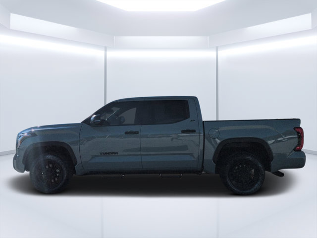 Used 2024 Toyota Tundra SR5 w/ SR5 Convenience Package AWD/4WD image 6