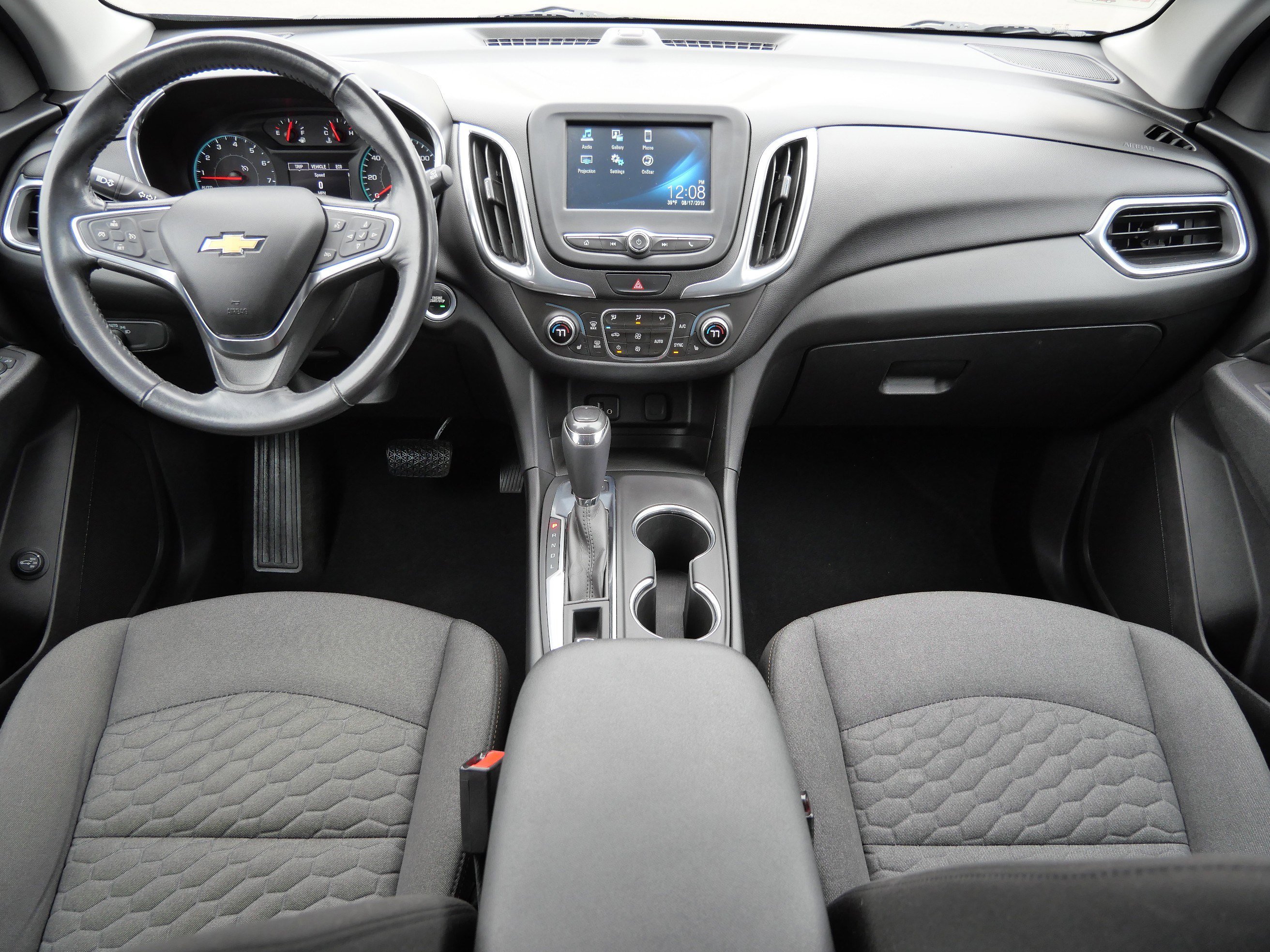 Used 2018 Chevrolet Equinox LT AWD/4WD image 9