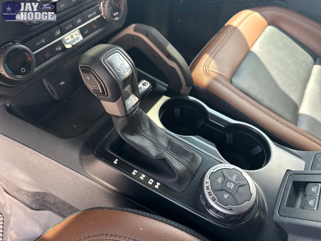 Used 2024 Ford Bronco Outer Banks image 32