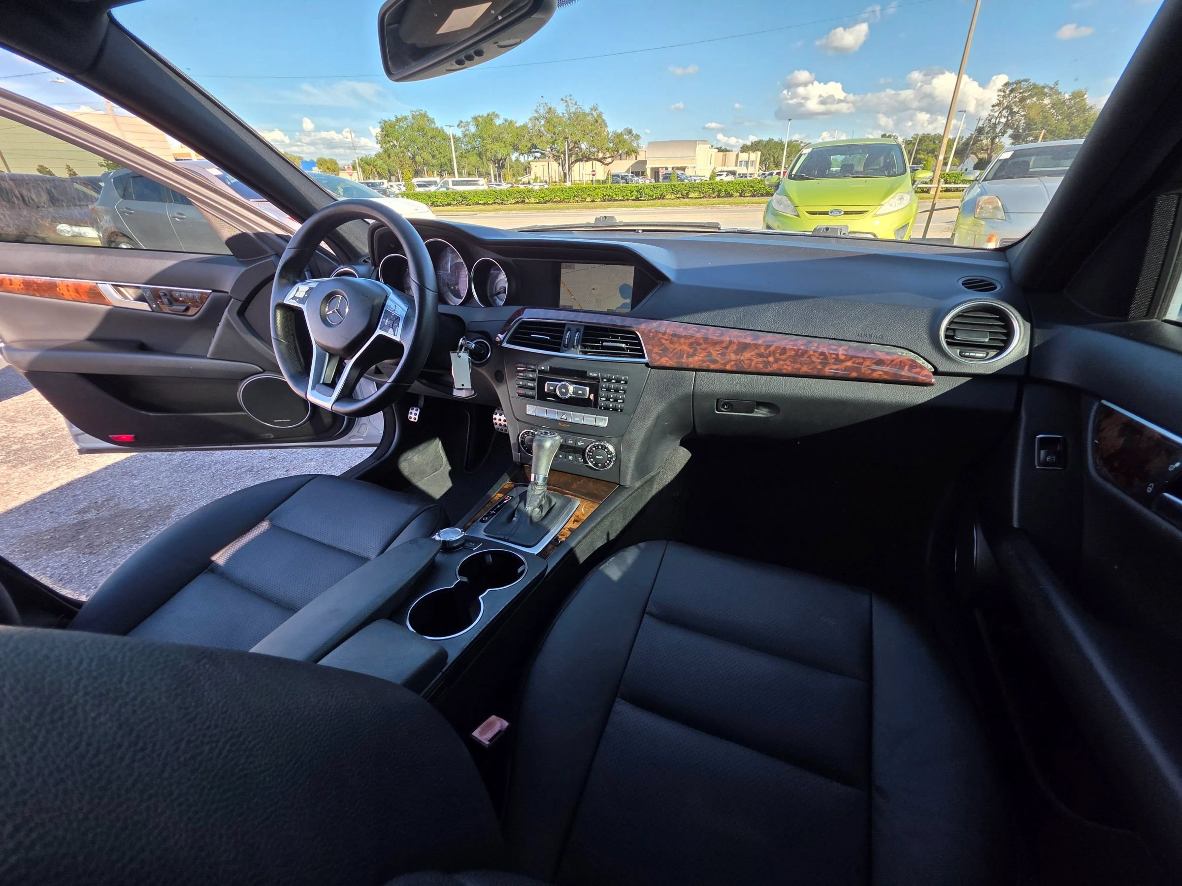 Used 2013 Mercedes-Benz C 300 4MATIC Sedan image 16