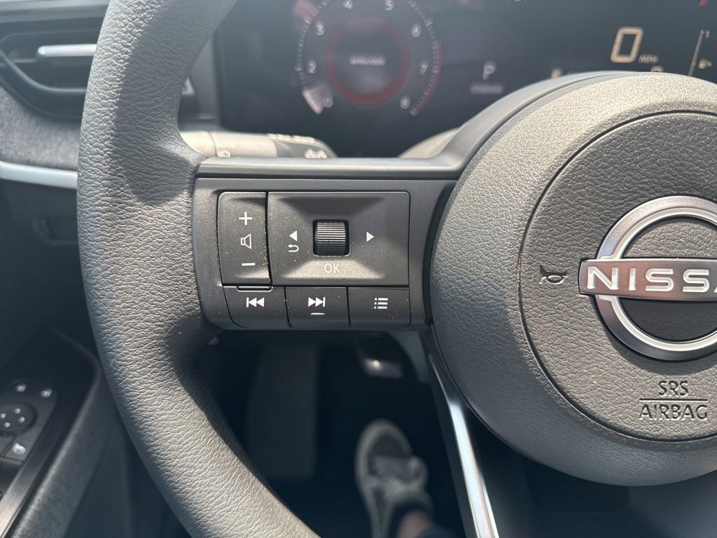 New 2026 Nissan Kicks SV w/ SV Premium Package AWD/4WD image 17