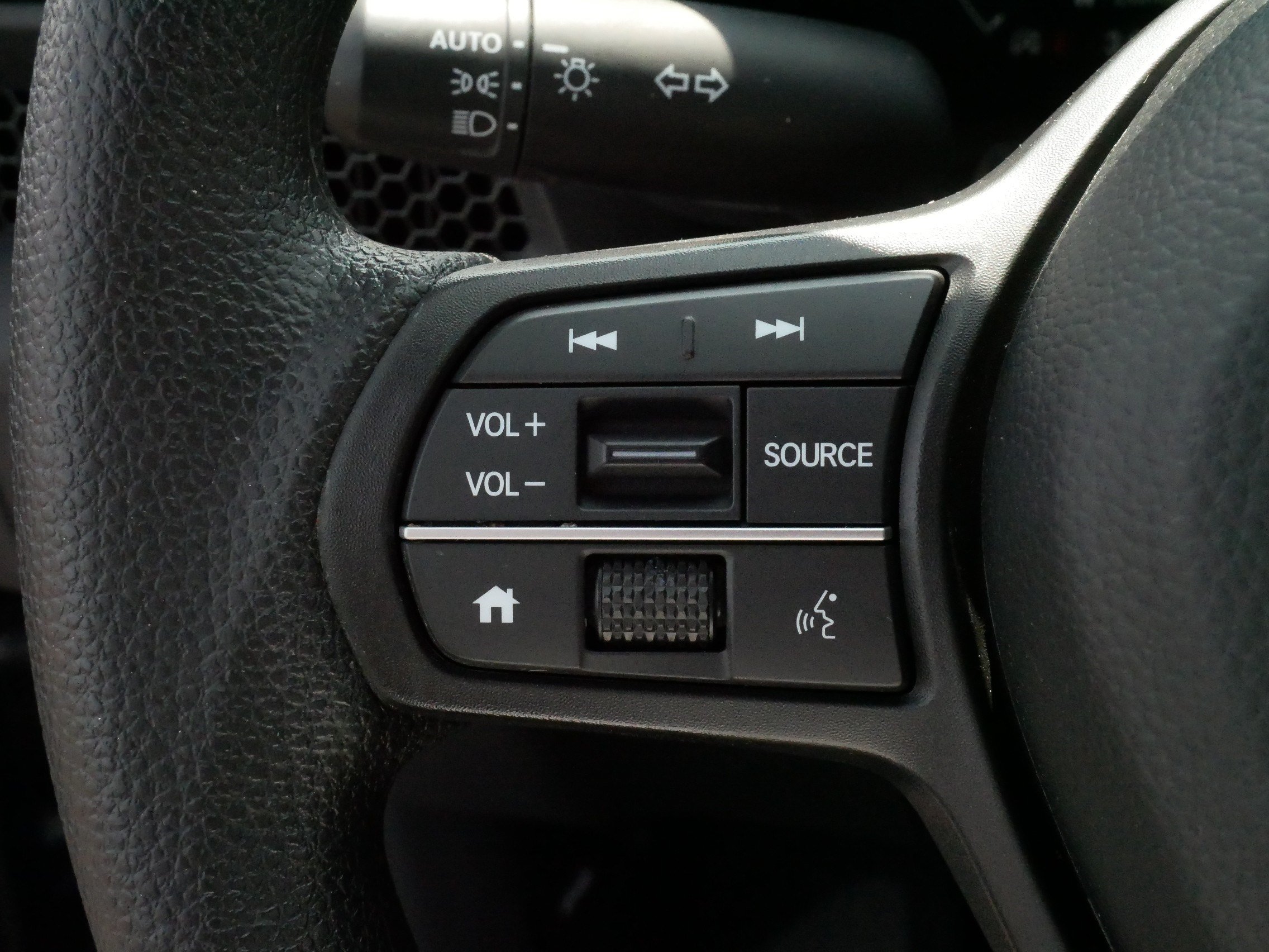 Used 2023 Honda CR-V LX image 26