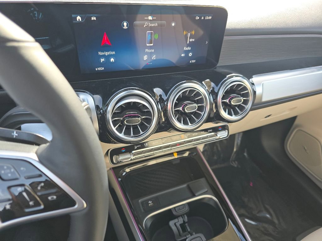 New 2026 Mercedes-Benz GLB 250 4MATIC image 29