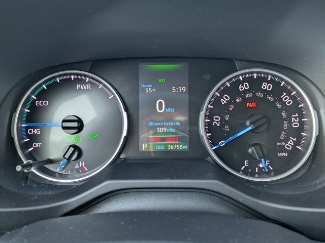 Used 2022 Toyota RAV4 XLE image 23