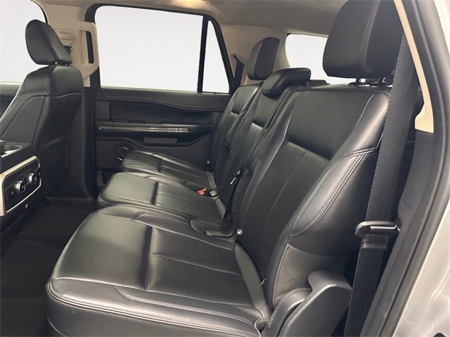 Used 2024 Ford Expedition Max XLT image 13