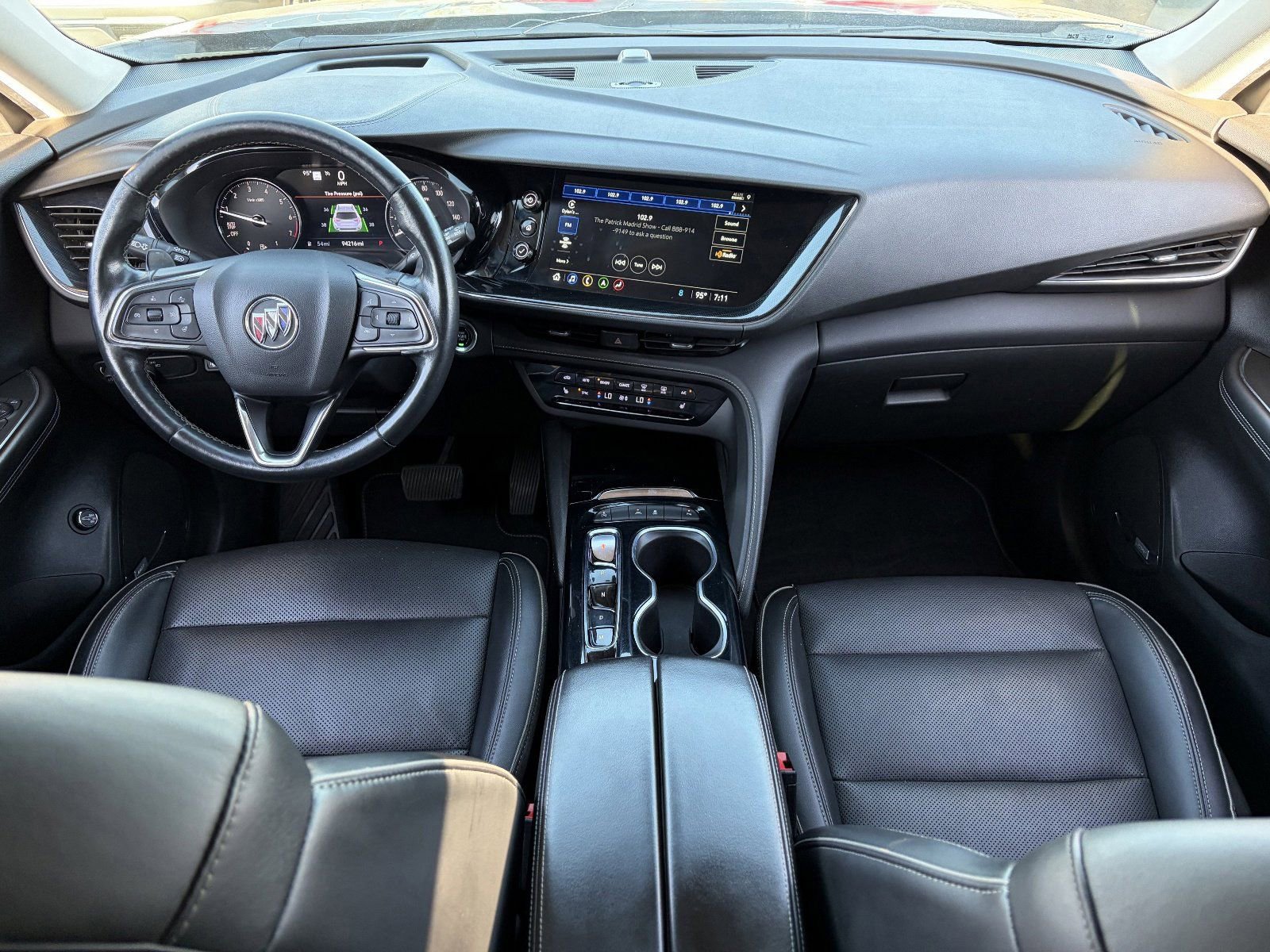 Certified 2022 Buick Envision Essence w/ Technology Package I FWD image 16