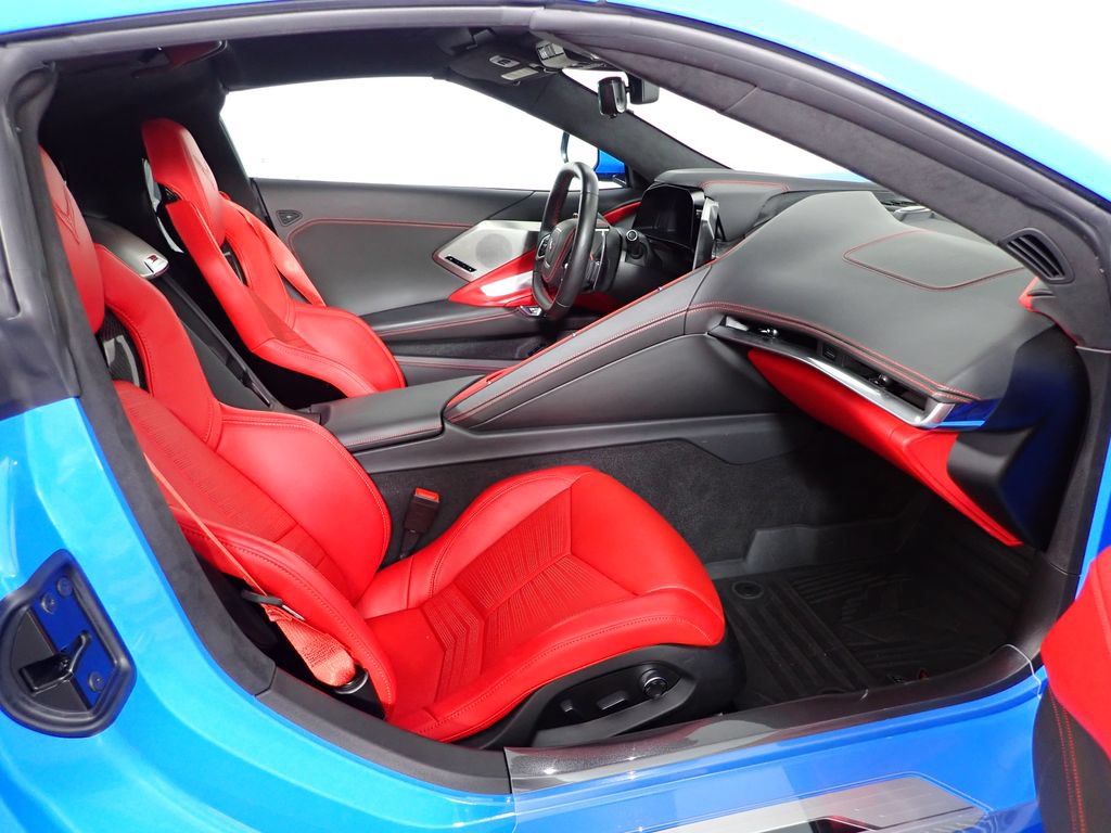 Used 2022 Chevrolet Corvette Stingray Premium Cpe w/ Z51 Performance Package RWD image 34