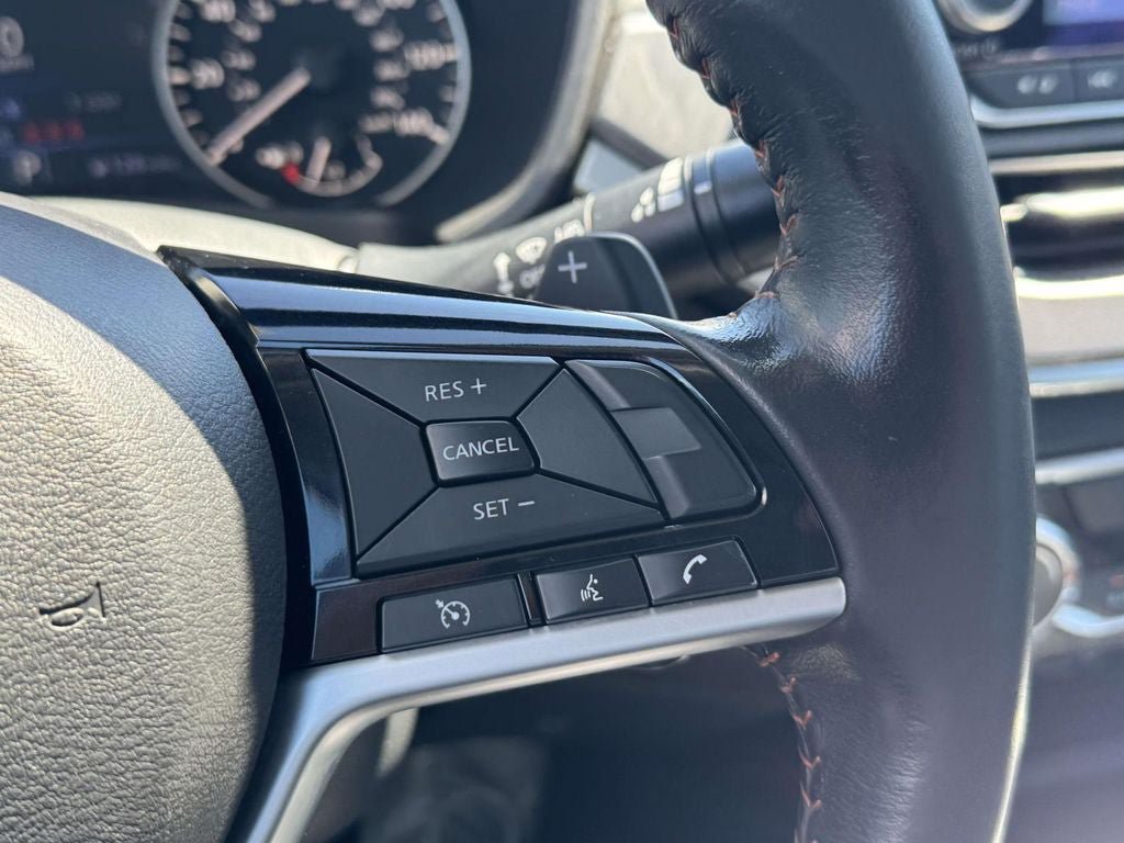 Used 2023 Nissan Altima 2.5 SR FWD image 22