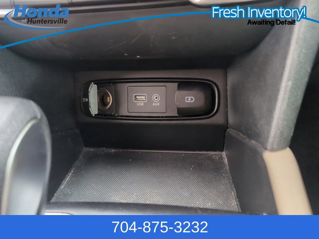 Used 2019 Hyundai Santa Fe SE image 26