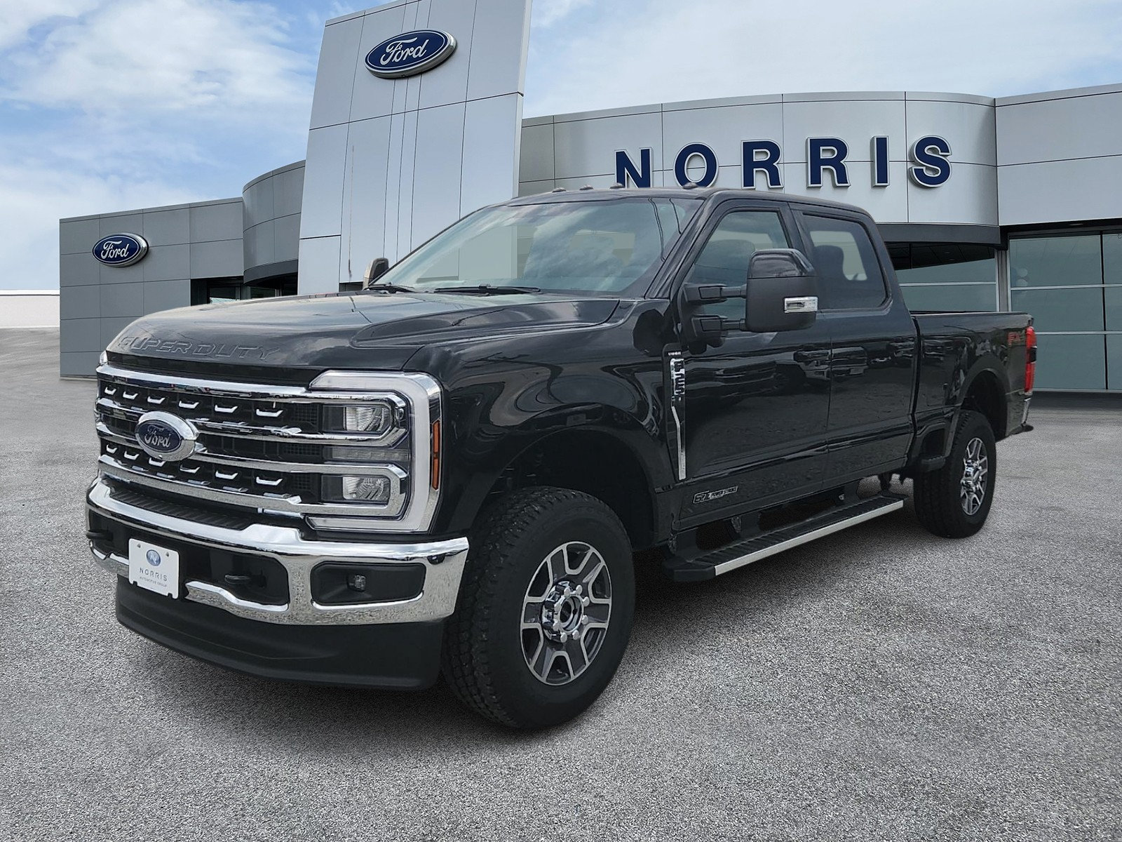 New 2026 Ford F250 Lariat w/ FX4 Off-Road Package AWD/4WD image 2