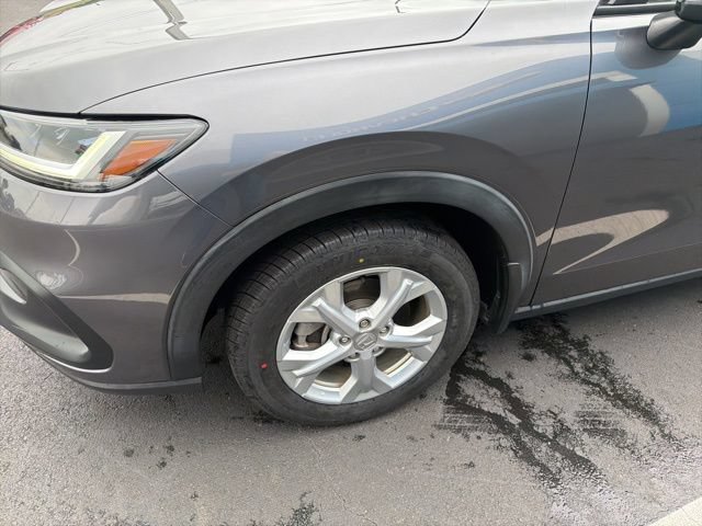 Used 2023 Honda HR-V LX image 6