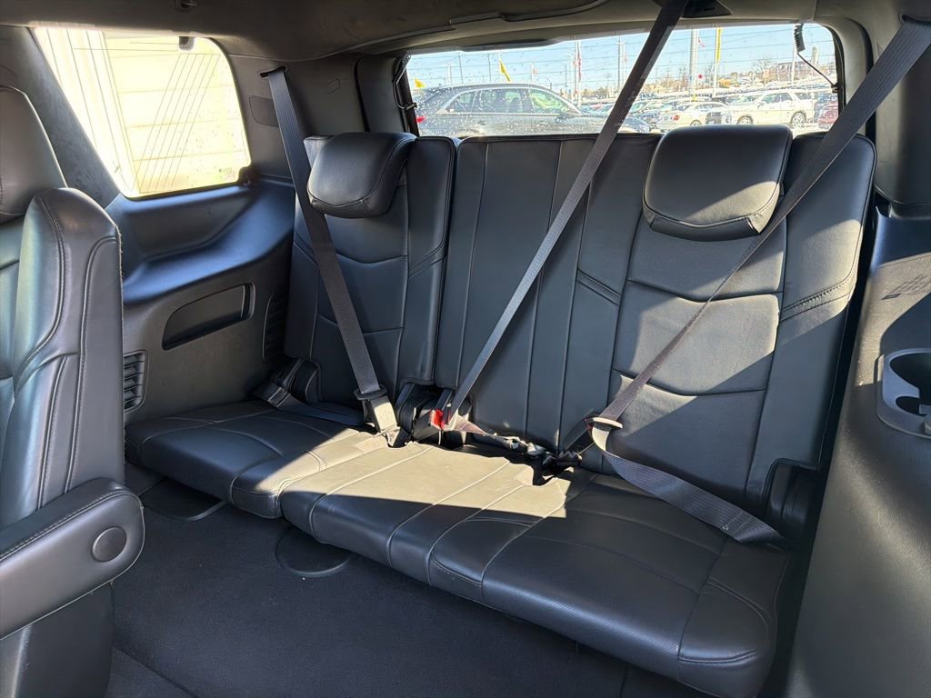 Used 2019 Cadillac Escalade Platinum w/ Escalade Sport Edition AWD/4WD image 24