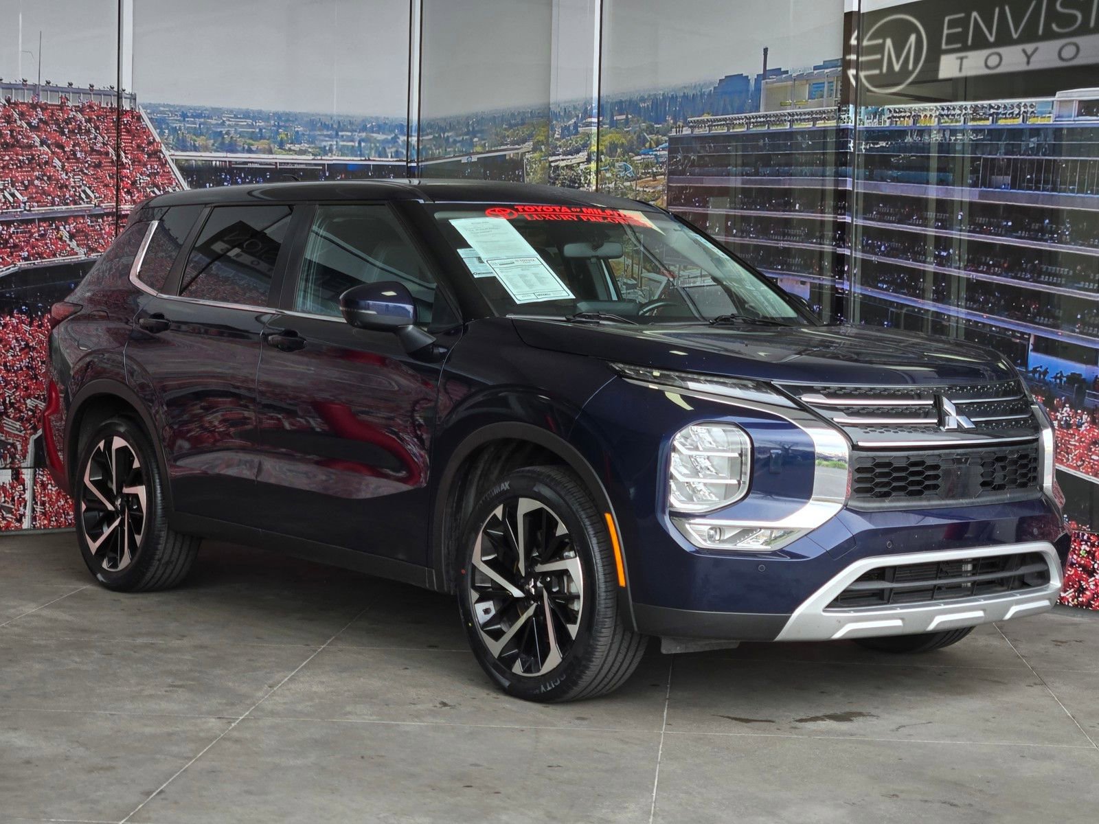 Used 2024 Mitsubishi Outlander SE Black Edition