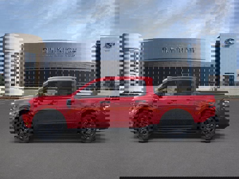 New 2026 Ford Maverick XLT image 4