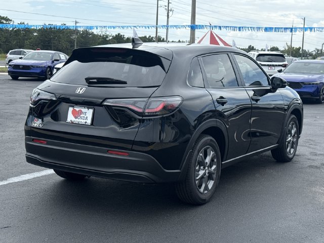 New 2027 Honda HR-V LX image 7