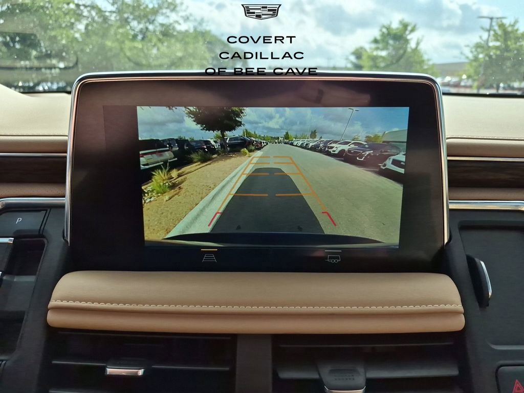 Used 2024 Chevrolet Suburban Premier image 31