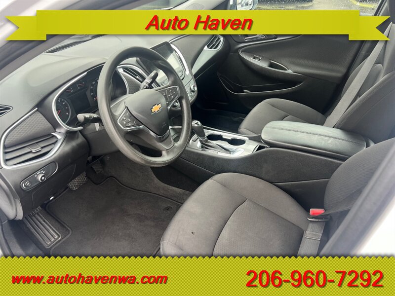 Used 2020 Chevrolet Malibu LT FWD image 8