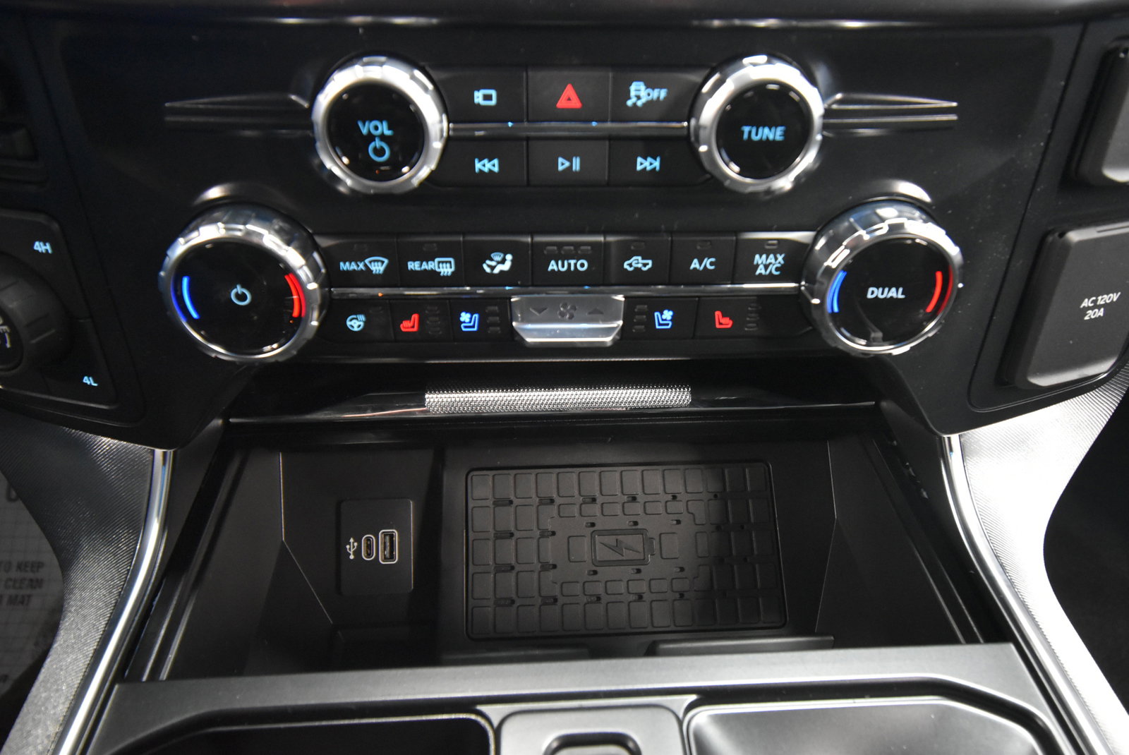 New 2025 Ford F150 Platinum w/ Equipment Group 702A High image 12