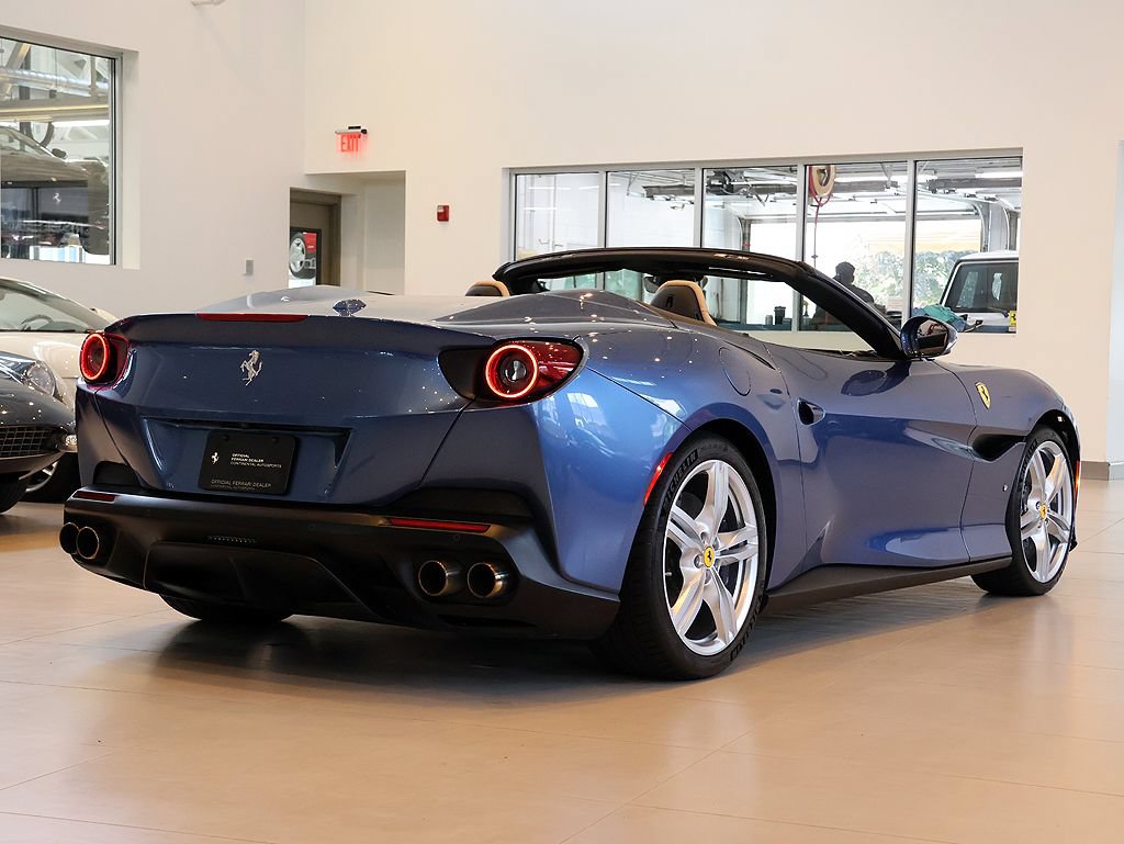 Certified 2020 Ferrari Portofino RWD image 61