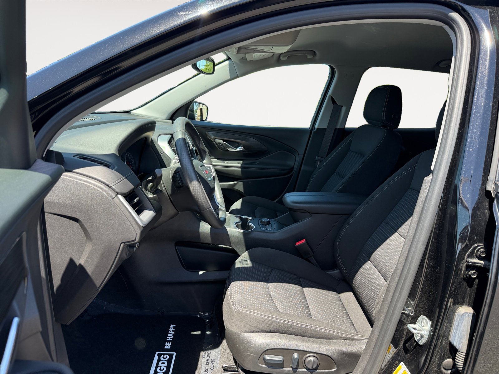 Used 2022 GMC Terrain SLE w/ Driver Convenience Package FWD image 10
