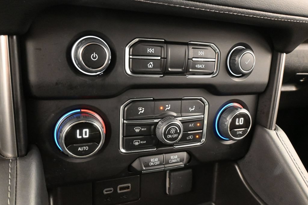 Used 2024 Chevrolet Tahoe LS RWD image 27