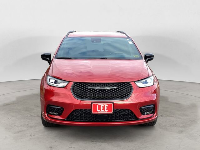 New 2026 Chrysler Pacifica Select w/ S Appearance Package image 9