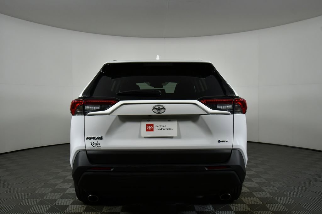 Used 2025 Toyota RAV4 XLE image 12