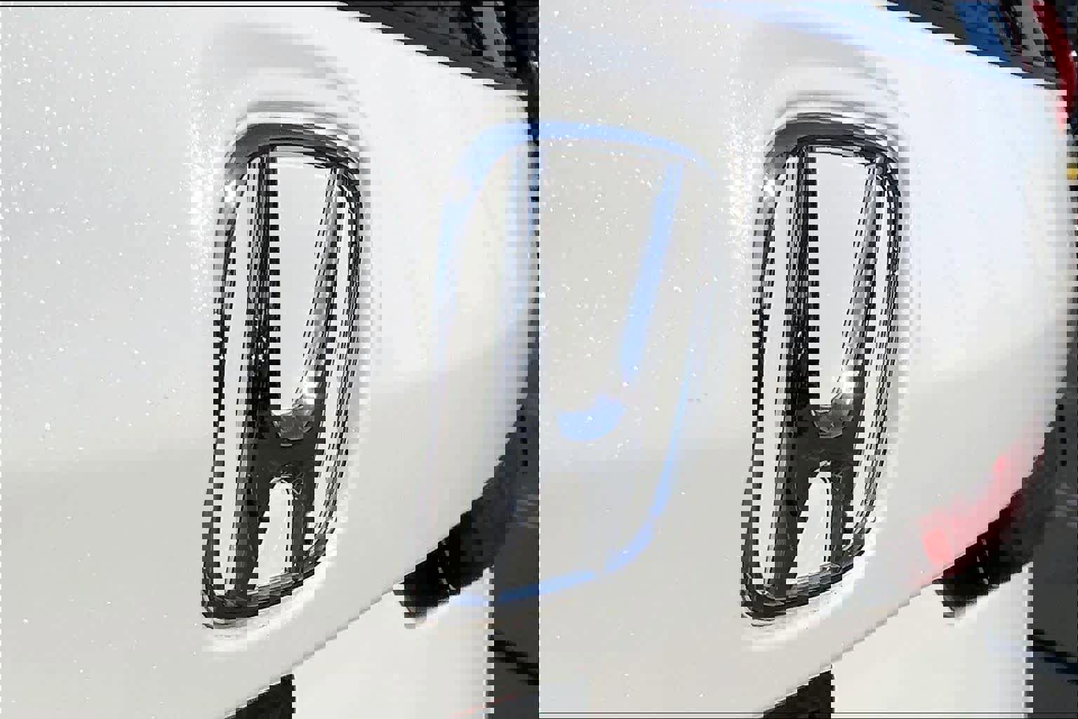 Used 2025 Honda CR-V LX image 30