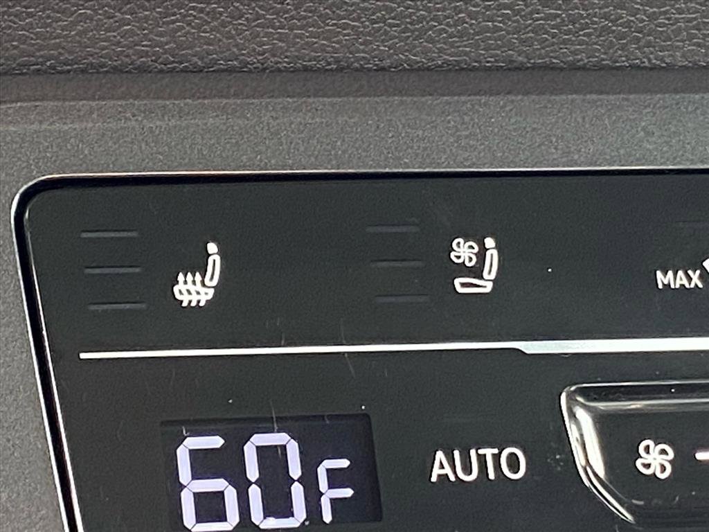 Certified 2024 Volkswagen Tiguan SEL R-Line image 16