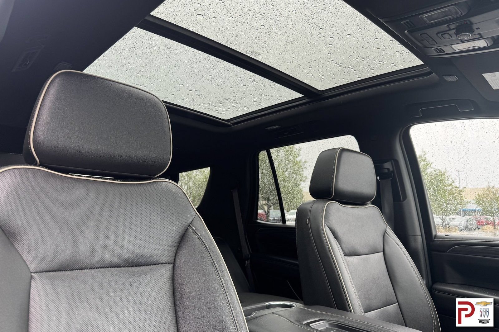 Certified 2022 GMC Yukon SLT w/ SLT Premium Package AWD/4WD image 16