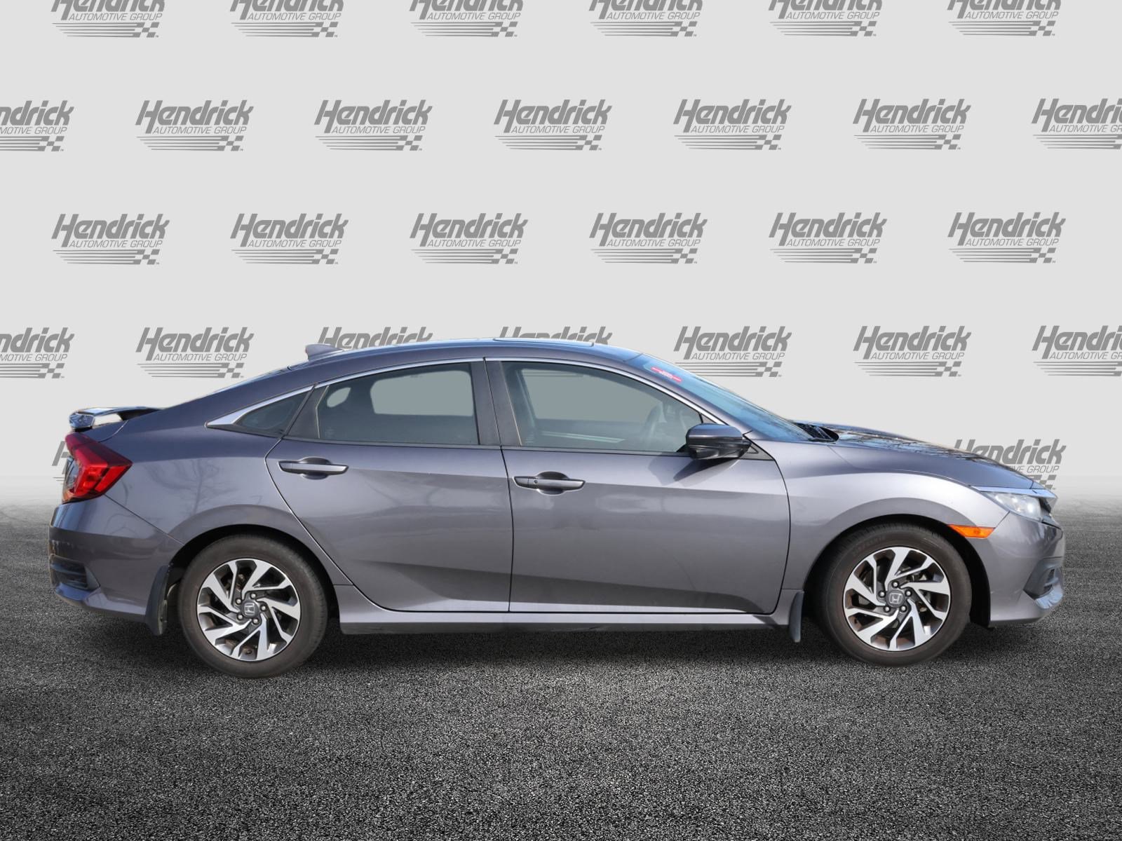 Used 2018 Honda Civic EX image 10