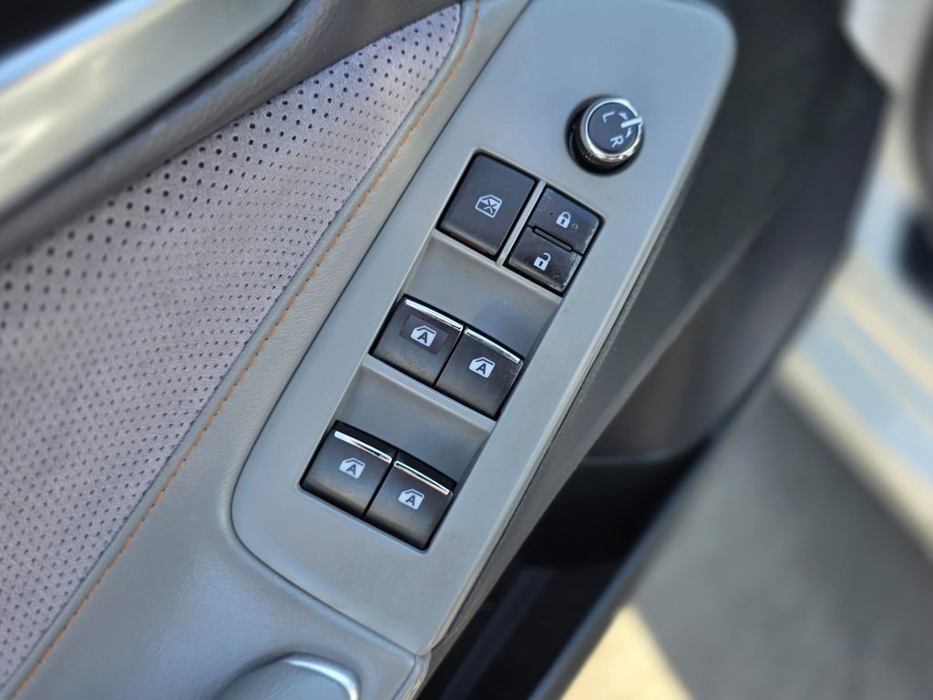 Used 2019 Toyota Avalon Touring w/ Carpet Mat Package image 20