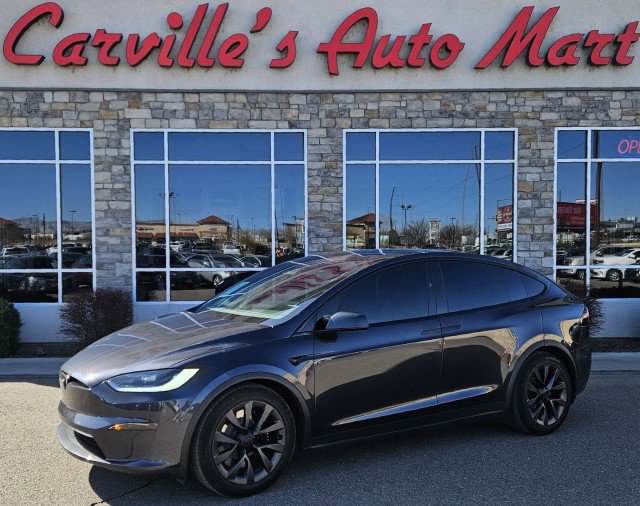 Used 2024 Tesla Model X image 1
