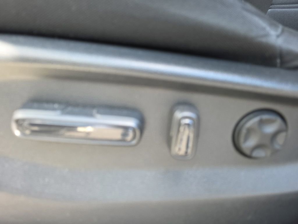 Used 2022 Honda CR-V EX image 11