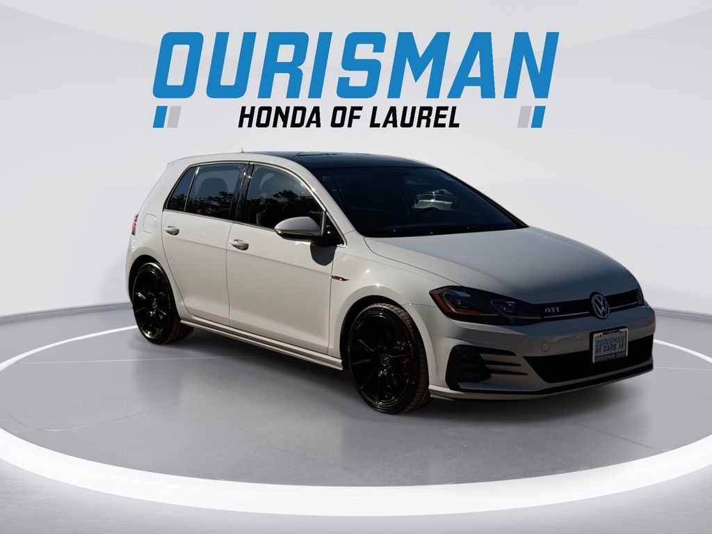 Used 2018 Volkswagen GTI SE w/ SE Leather Package FWD image 2