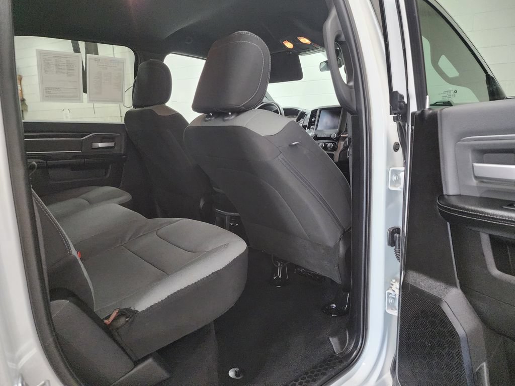 Used 2022 RAM 2500 Big Horn AWD/4WD image 28