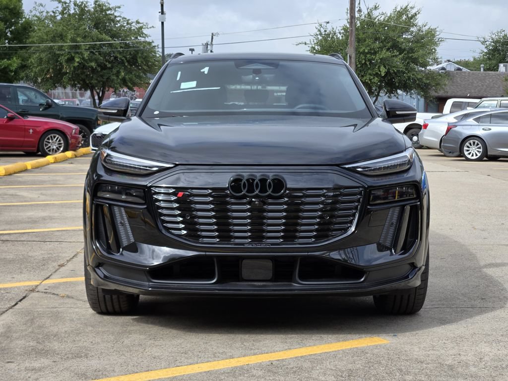 New 2027 Audi SQ6 e-tron Prestige AWD/4WD image 4