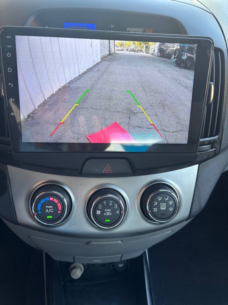 Used 2010 Hyundai Elantra GLS FWD image 15