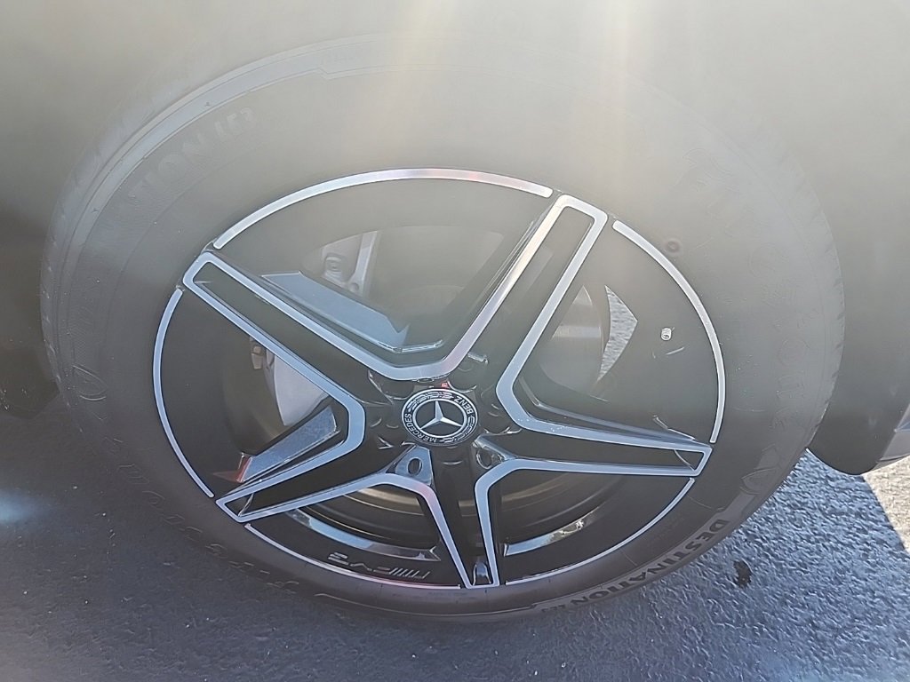 Used 2022 Mercedes-Benz GLC 300 image 10