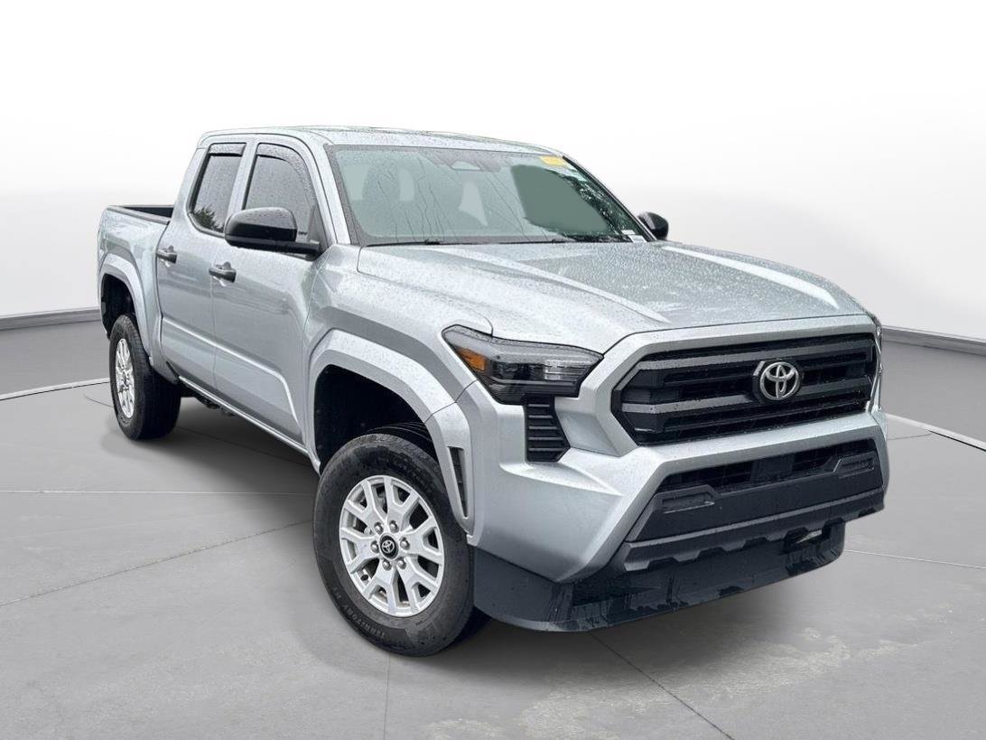 Used 2025 Toyota Tacoma SR RWD image 4