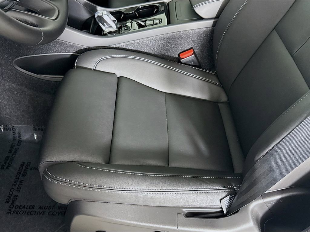 New 2026 Volvo XC40 B5 Ultra w/ Climate Package image 19