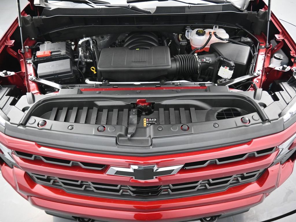 Used 2025 Chevrolet Silverado 1500 RST w/ LPO, Liner Protection Package image 9
