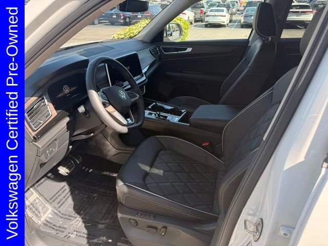 Used 2025 Volkswagen Atlas SEL Premium R-Line AWD/4WD image 11