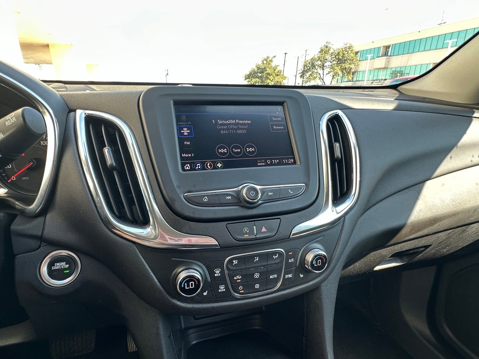 Used 2024 Chevrolet Equinox LT image 13