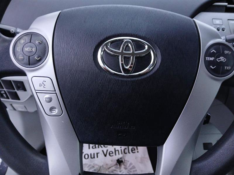 Used 2013 Toyota Prius Three image 8