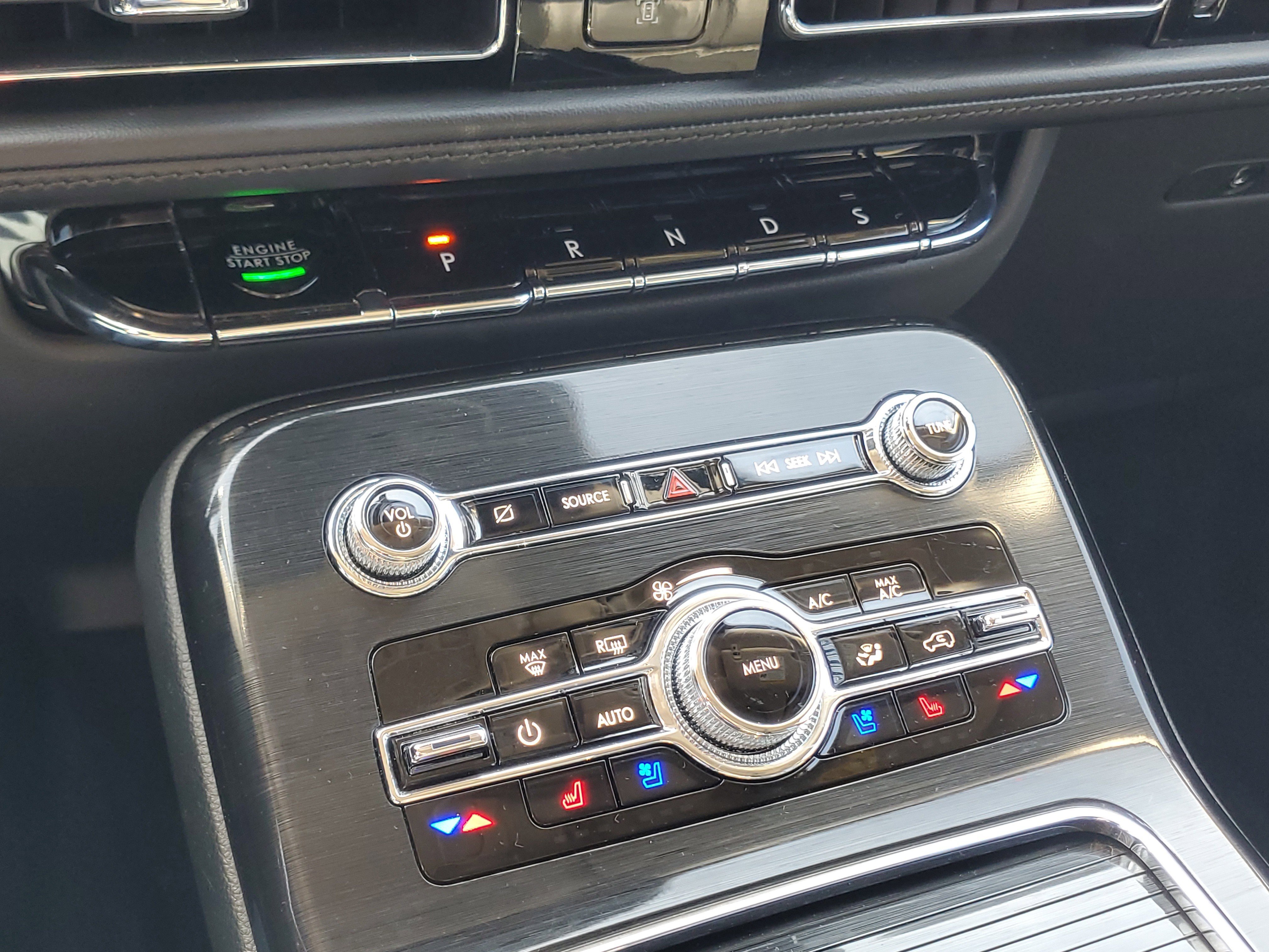 Certified 2023 Lincoln Nautilus Reserve w/ Luxury Package AWD/4WD image 18