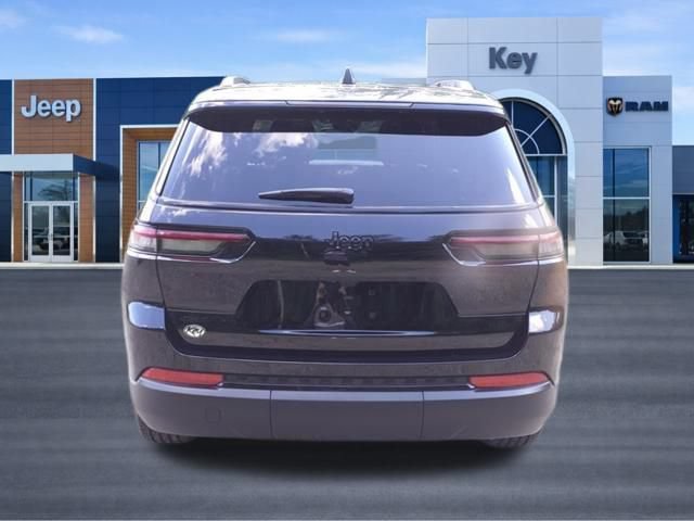 New 2024 Jeep Grand Cherokee L Altitude AWD/4WD image 8