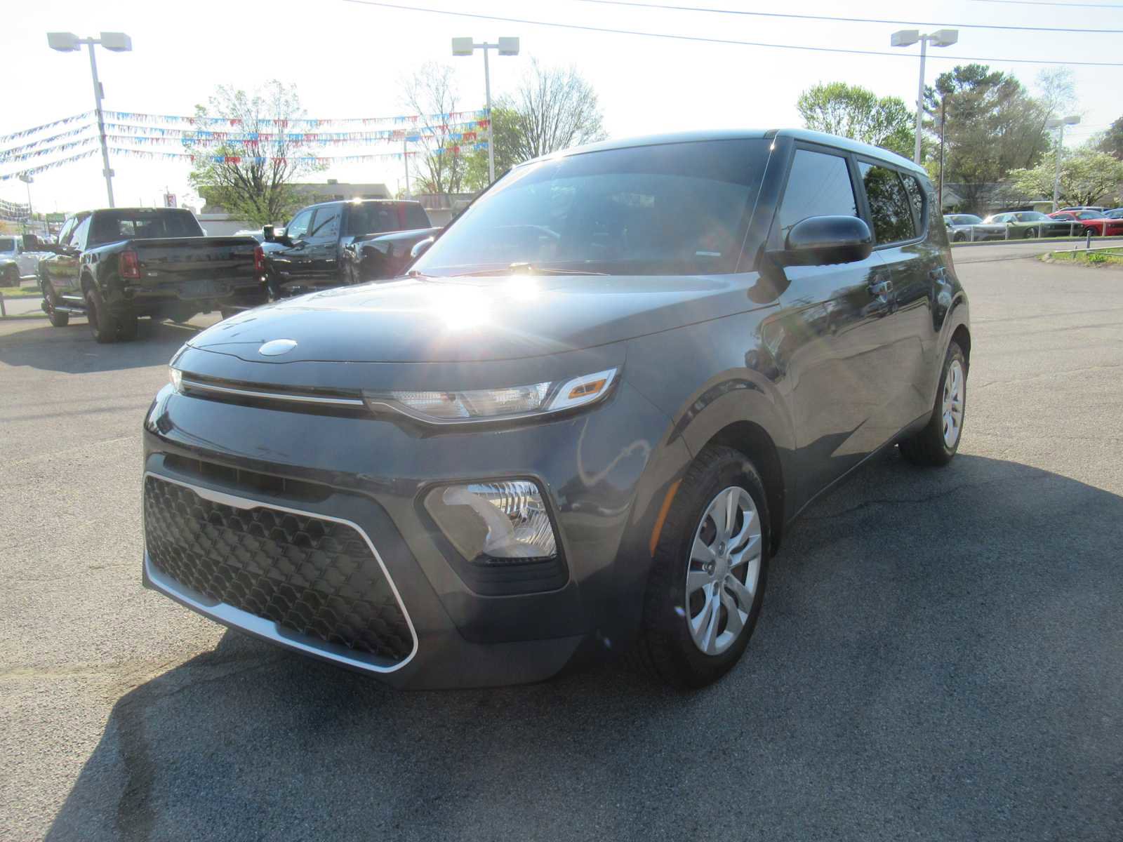 Used 2020 Kia Soul LX image 1